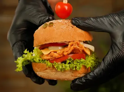 Zinger Chicken Burger
